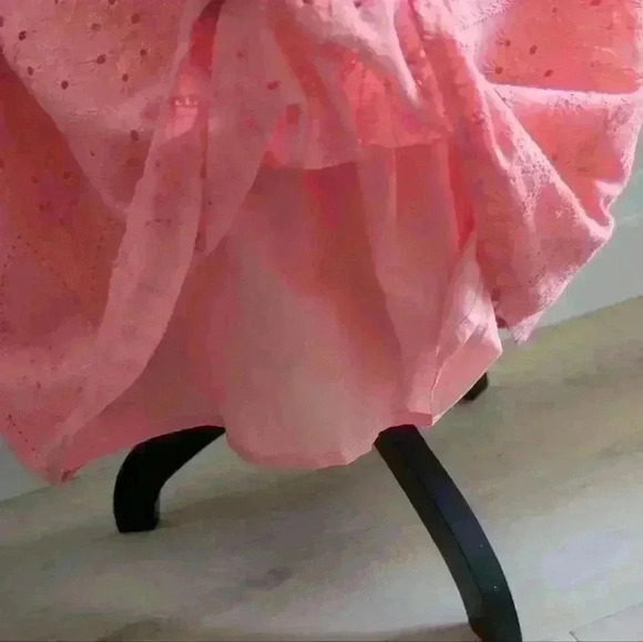 LE LIS | Women's Coral Eyelet Crochet Sleeveless Halter Midi Dress - Picture 5 of 9